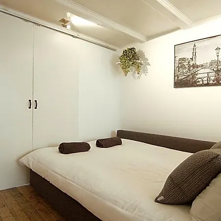 Penzion Cosy Right In The Center With Airco!